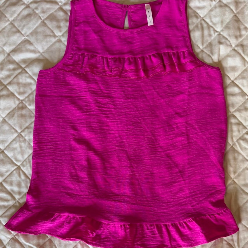 NWOT Women's Ruffle Top- Size Small- Hot Pink- Boutique